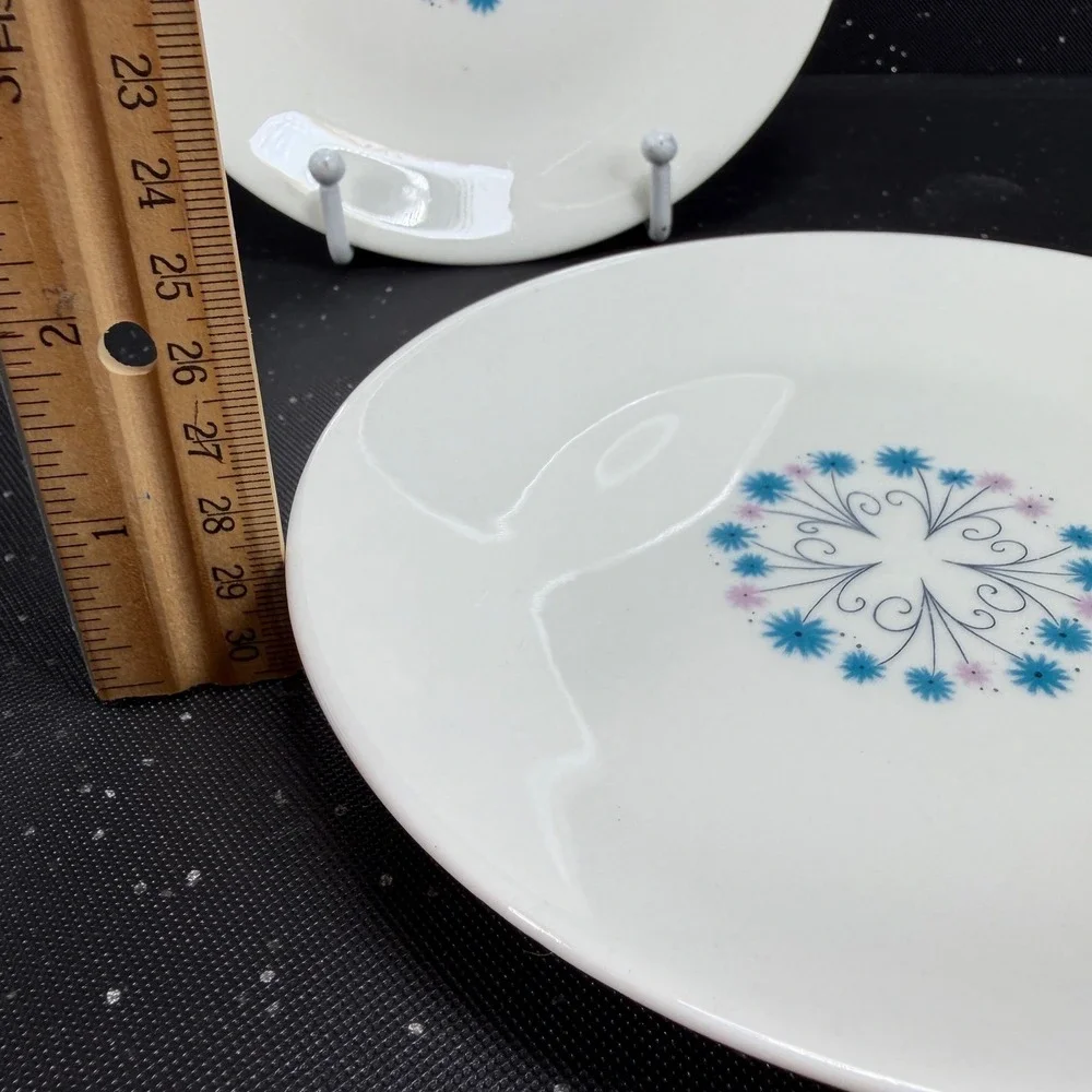 Iroquois Impromptu Ben Seibel Blue Pink Floral Plates Set of 2 6.25in MCM USA